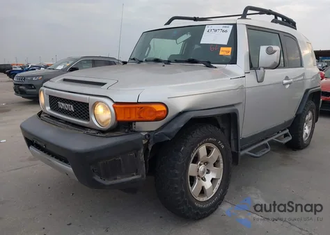 2008 Toyota Fj Cruiser from USA, damaged, VIN JTEBU11F68K040214